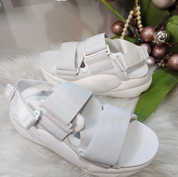 Ugg LA Cloud Sport Women Sandals new - Picture 2 of 10